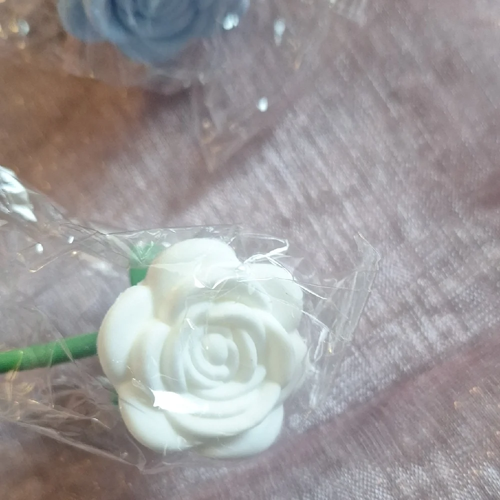 Set Of Rose Silicone Straw Toppers - Straw Cover - Fits 10mm And Stanley